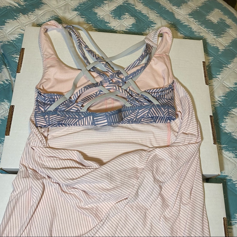 Lululemon free to be wild Size 4